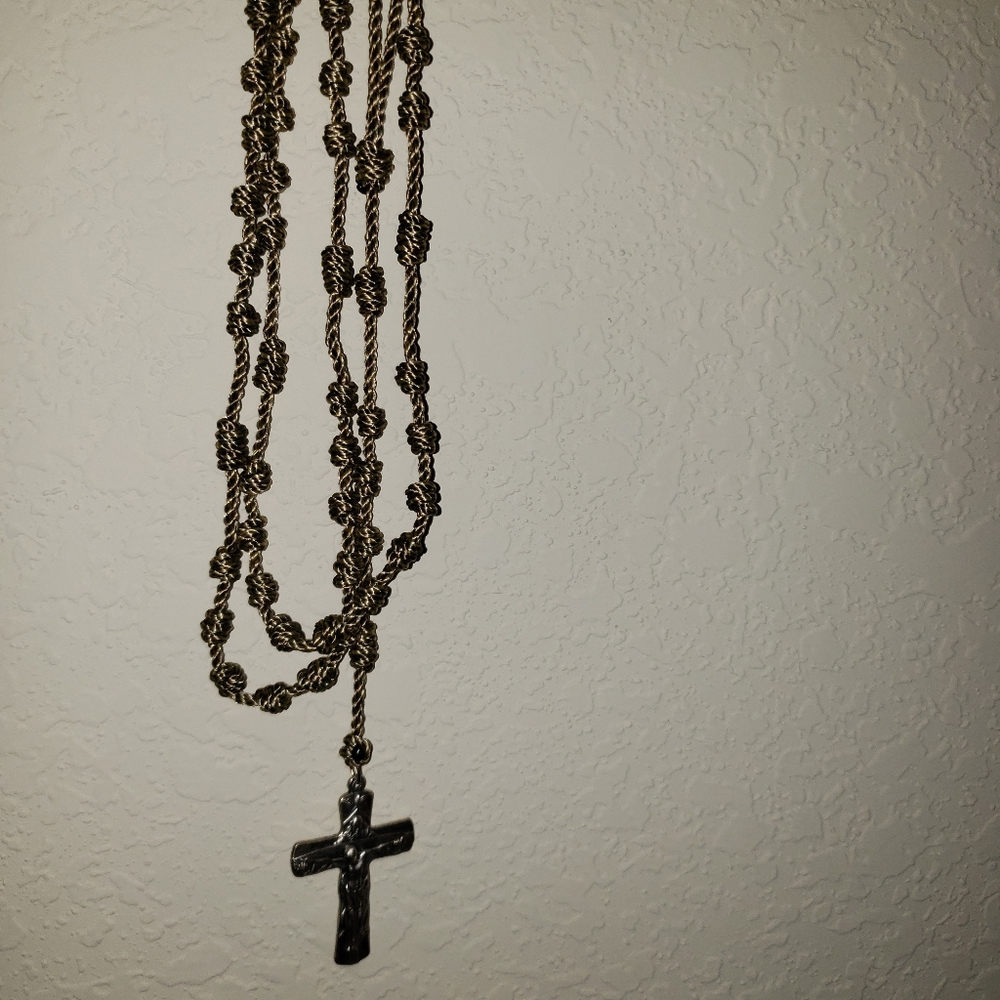 NWOT ... Handmade rosary necklace - Picture 3 of 3
